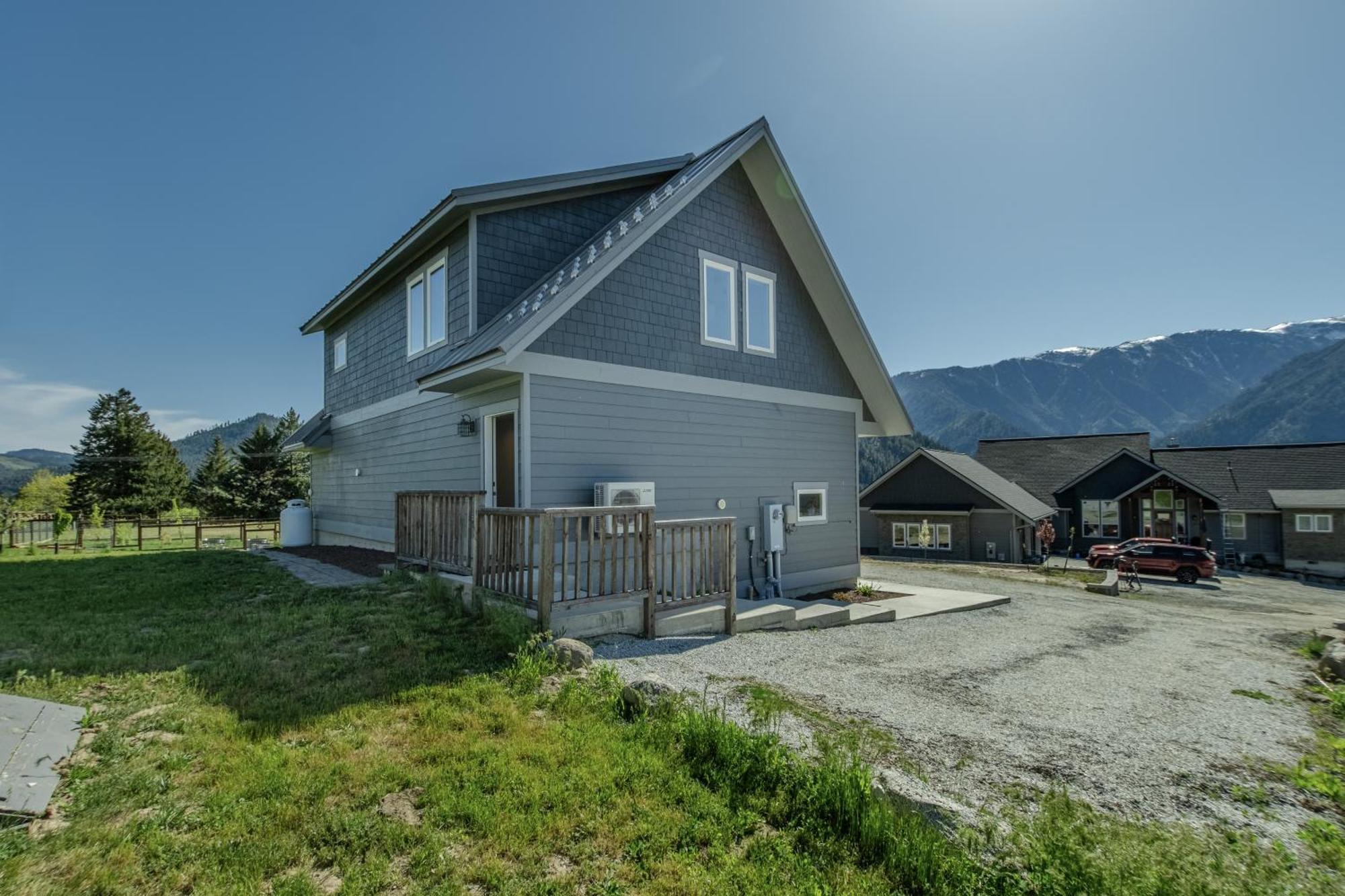 Berg Haus By Nw Comfy Cabins Левенуэрт Экстерьер фото